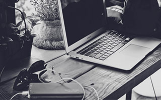 蜂鸟影院在线免费观看使用后的直观印象整理：长时间使用后的稳定性与加载表现